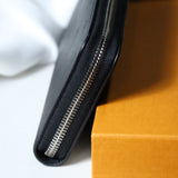 LOUIS VUIITON ルイヴィトン 長財布 マヒナ ジッピーウォレット