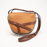 LOEWE(ロエベ)ショルダーバッグ ゲートバッグ スモール<ブラウン>