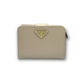 PRADA(プラダ)コンパクト財布 ヴィッテロムーブ三角ロゴ<ベージュ>