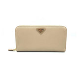 PRADA(プラダ)ラウンドファスナー長財布 サフィアーノ三角ロゴ<ピンクベージュ>