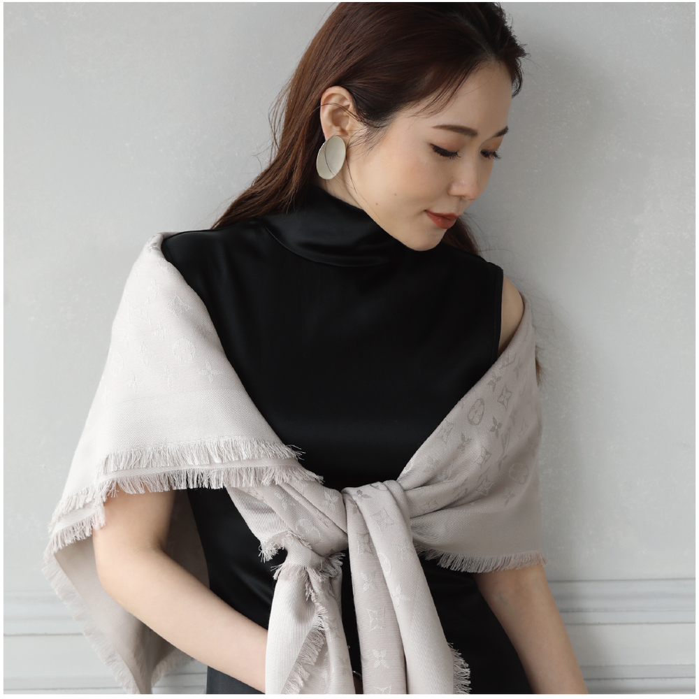 LUIS VUITTON ショールモノグラム<グレージュ> LUIS VUITTON ショールモノグラム<グレージュ>