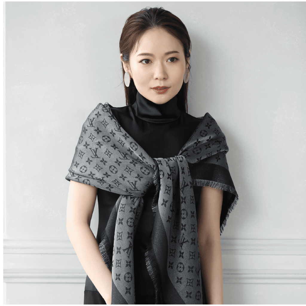 LUIS VUITTON ショールモノグラムシャイン <ノワール> LUIS VUITTON ショールモノグラムシャイン <ノワール>