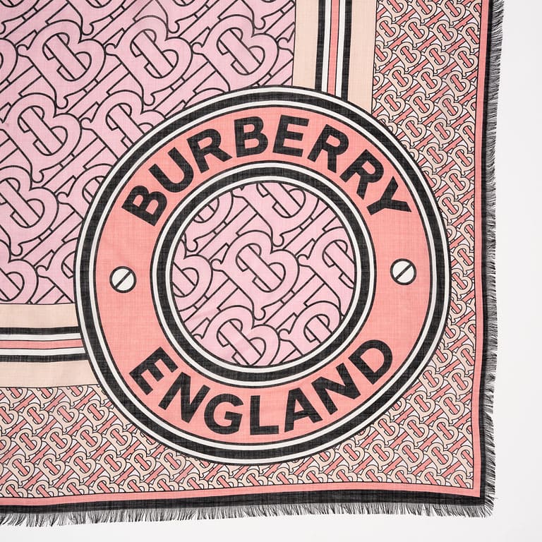 BURBERRY BURBERRY Montage Print Large Square Scarf 80399611 &lt;Pink&gt;